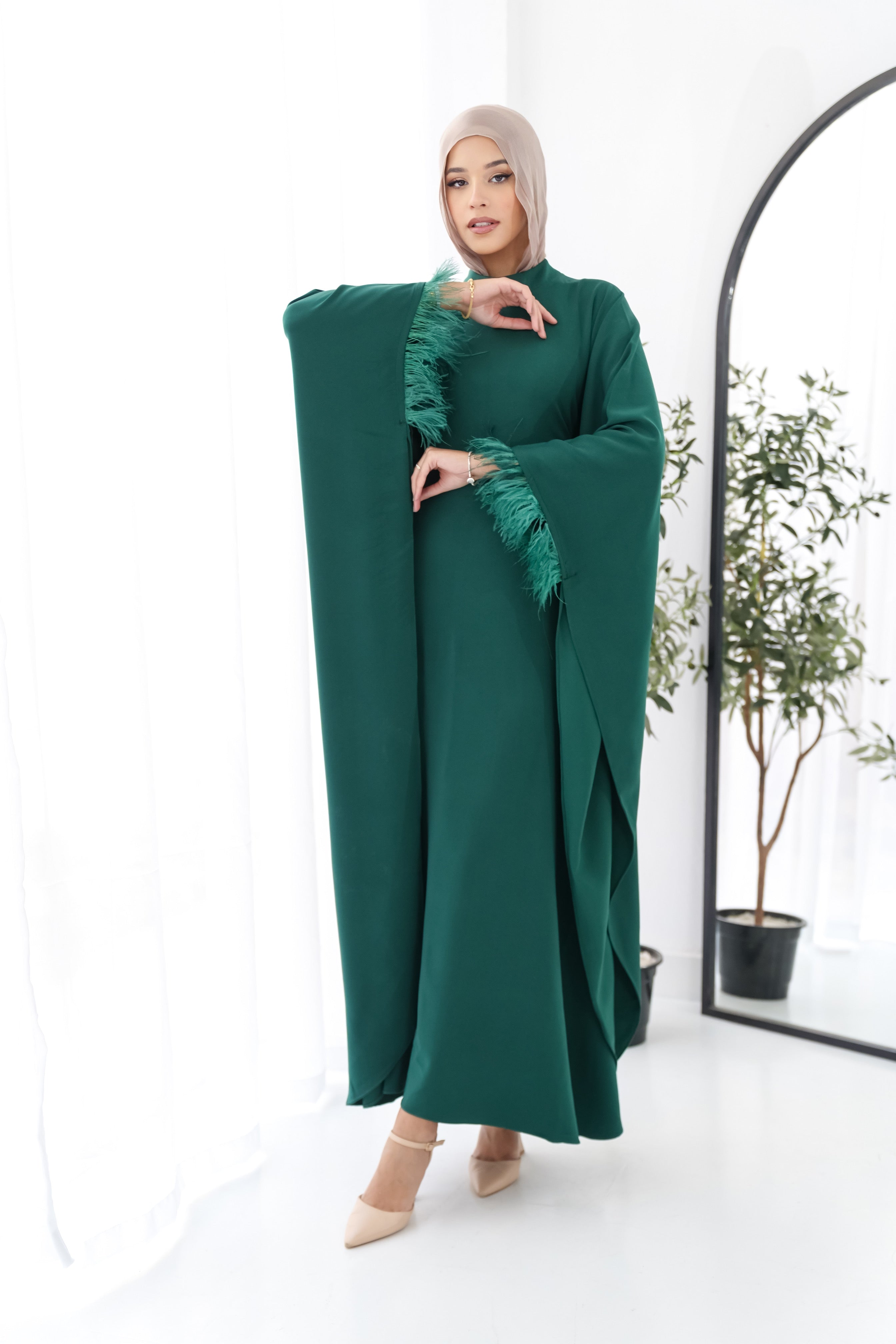 Butterfly feathers sleeves Abaya-Dress in Green