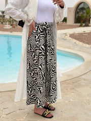 Wrapped satin patterned skirt in B/W