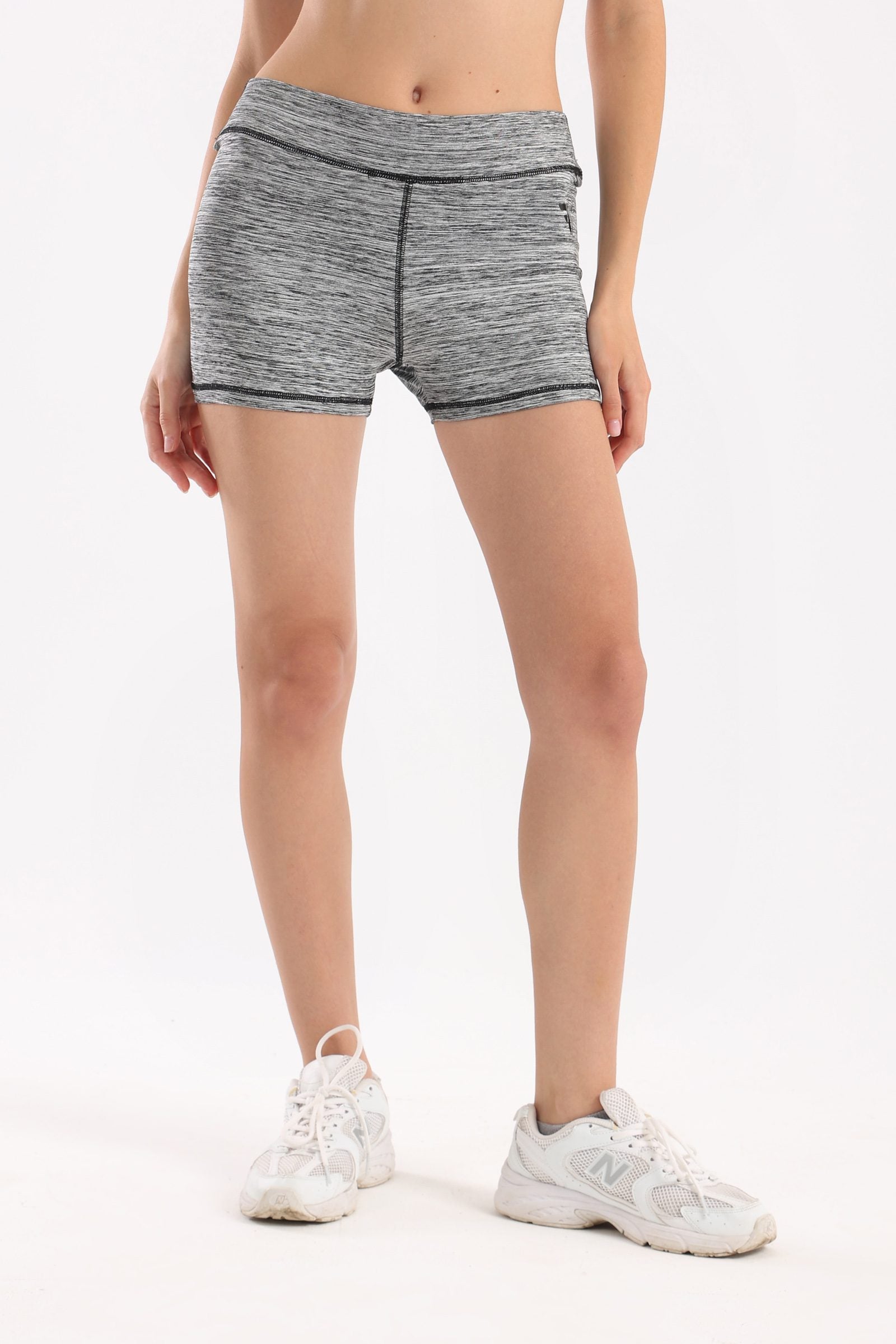 Ash grey heather basic shorts