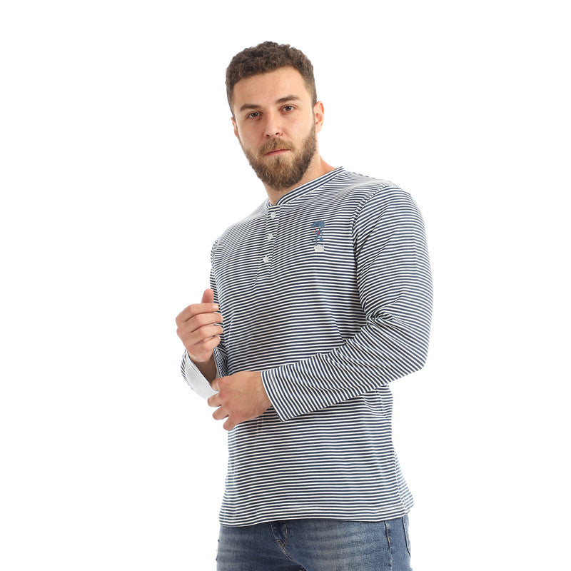 Round Neck Stiped Buttoned T-shirt
